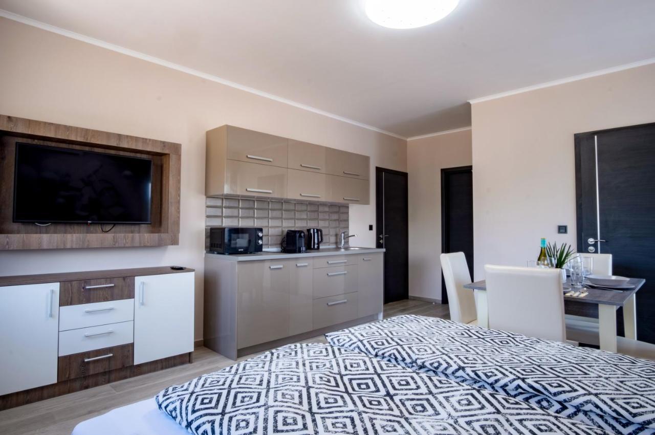 Myflat Premium Resort Siófok Buitenkant foto